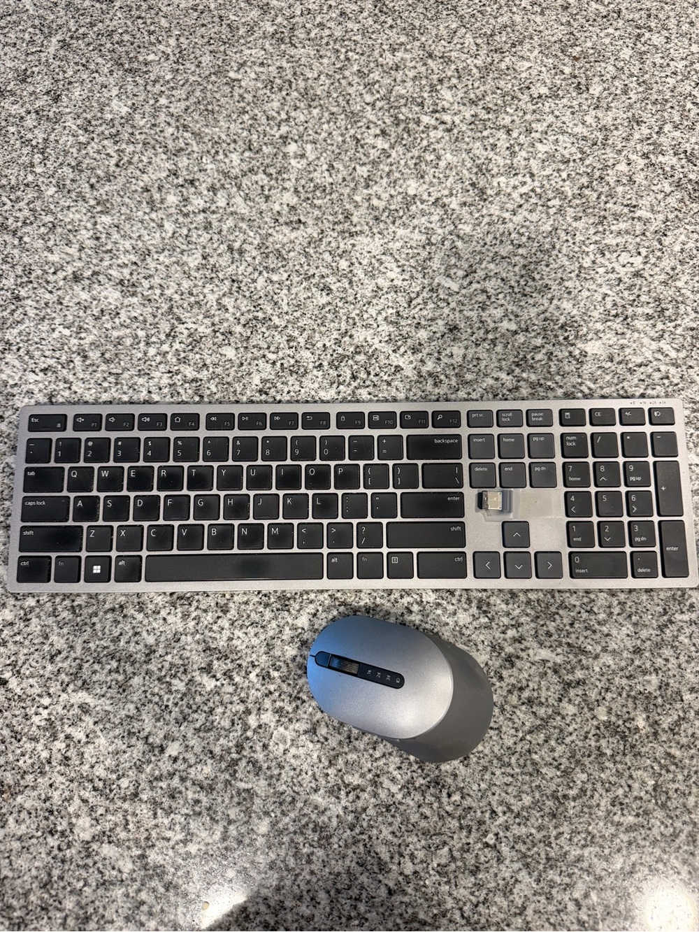 Dell Silver and Black Slim Wireless Keyboard with Matching Mouse